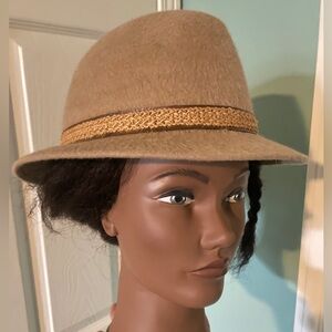 100% Llama Wool Tan Fedora Hat